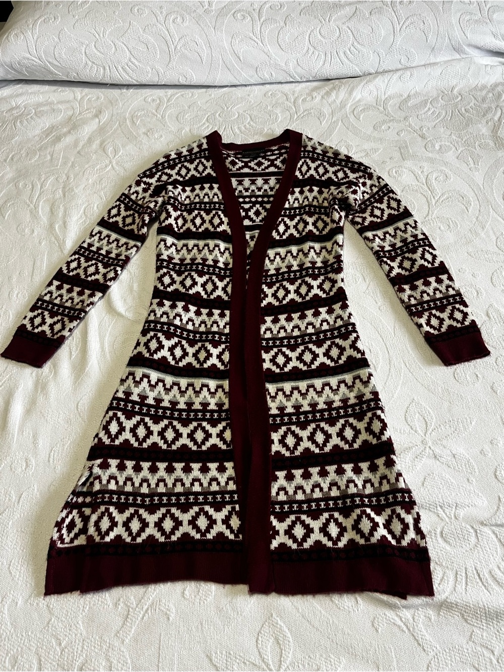 Absolutely Creative Worldwide Burgundy and Cream Patterned Long Cardigan